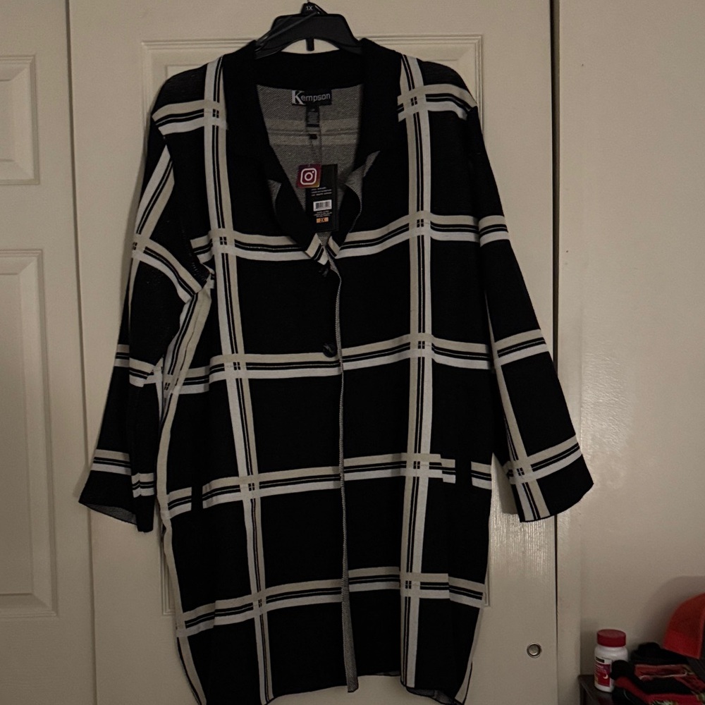NWT COATIGAN